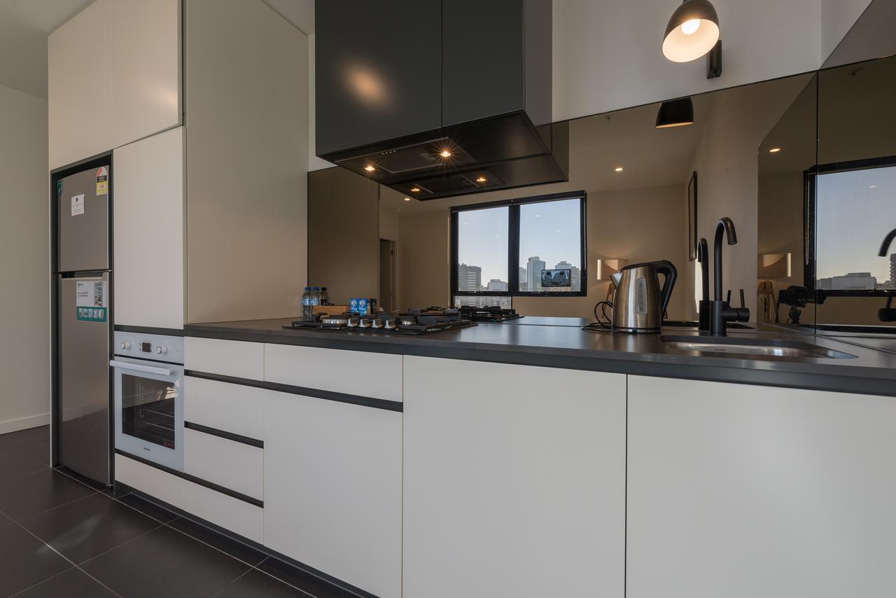 Apc On Bourke Aparthotel Melbourne Bagian luar foto